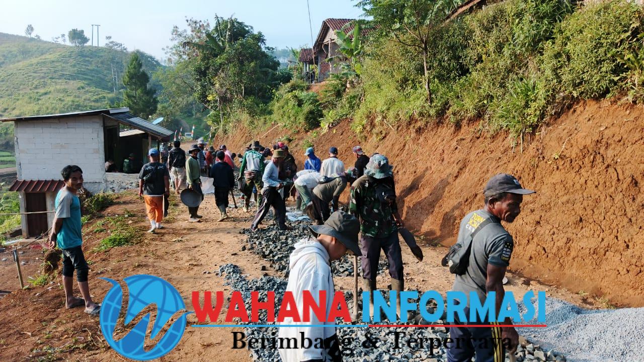 Satgas TMMD ke-125 Genjot Pengaspalan Jalan Kp. Sampalan – Kp. Cimanggu 2, Capai 78%