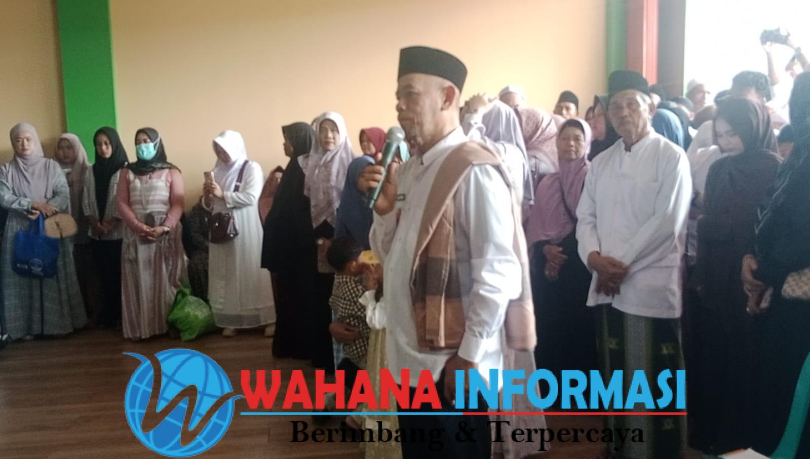 Camat Jampangkulon Lepas Jemaah Umrah Nadzma Zakia Paramount Cinagen, Pesan Jaga Kesehatan dan Fokus Ibadah